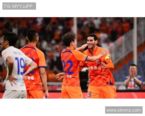 费莱尼在最后时刻绝杀山东泰山助大连人逆转赢得精彩胜利