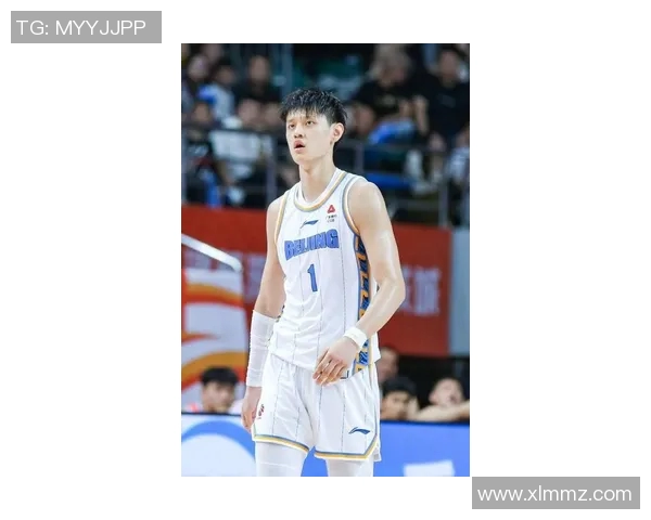 曾凡博在CBA赛场的精彩表现与未来发展潜力分析