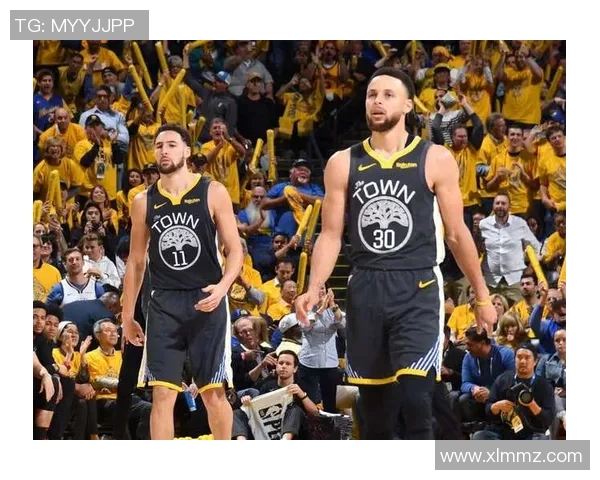 勇士破纪录：连续三季夺冠成NBA常规赛榜首